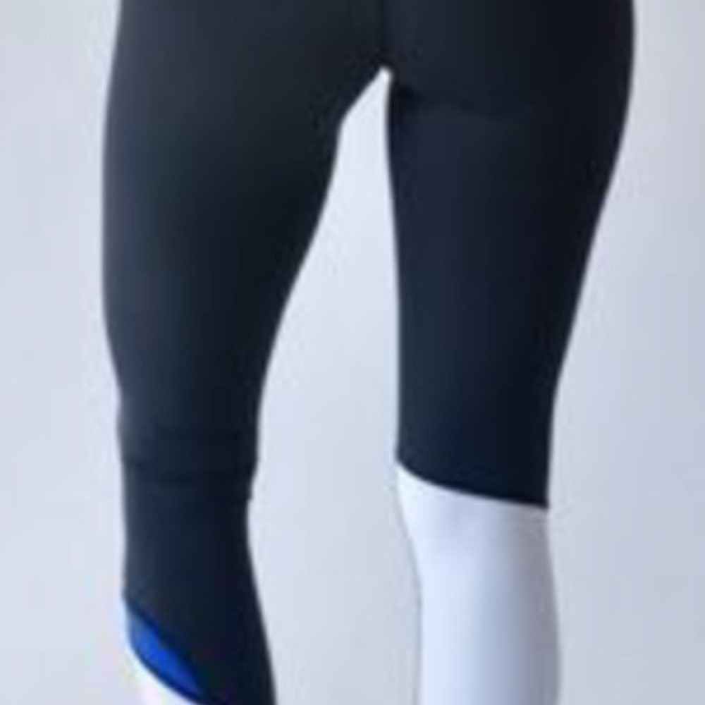 Zyia size small colbolt leggings